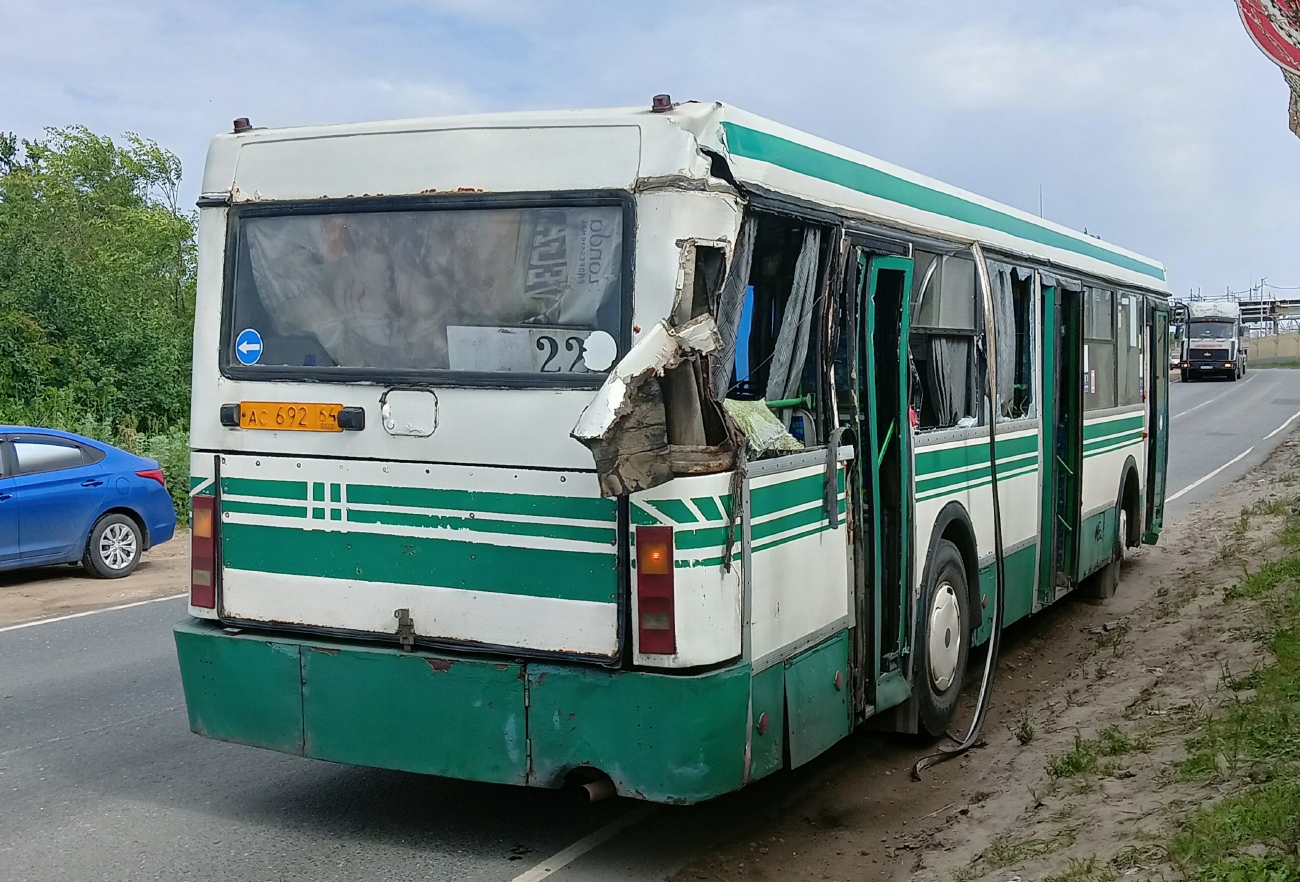 Саратовская область, Ikarus 415.33 № АС 692 64