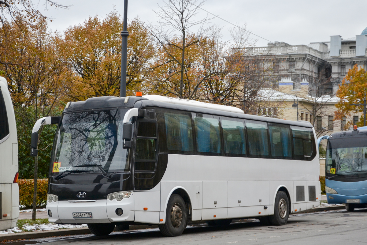 Szentpétervár, Heke JAC HK6120 sz.: С 864 ТТ 178